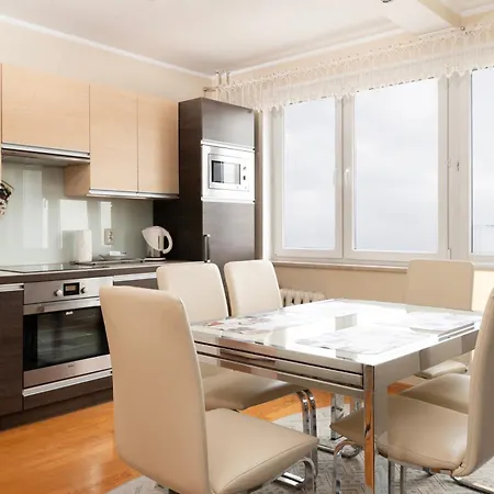 Comfortable 3city With Balcony By Renters Apartmán Sopoty