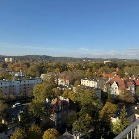 Comfortable 3city With Balcony By Renters