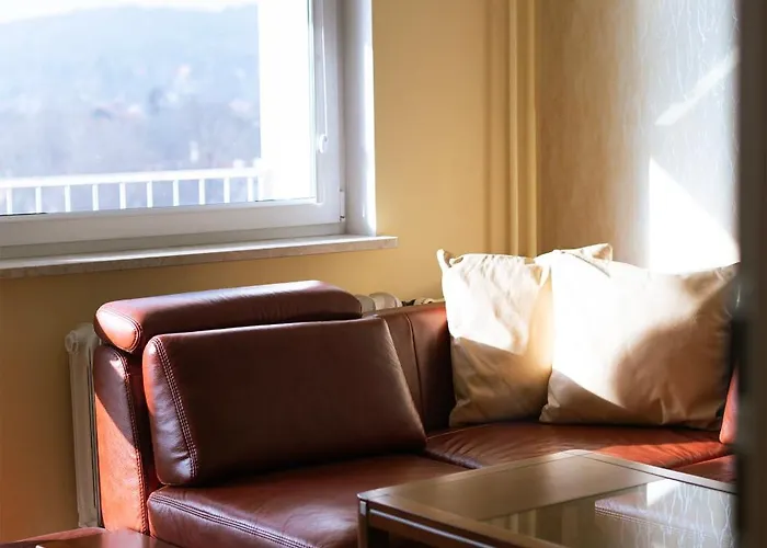 Comfortable 3city With Balcony By Renters 公寓